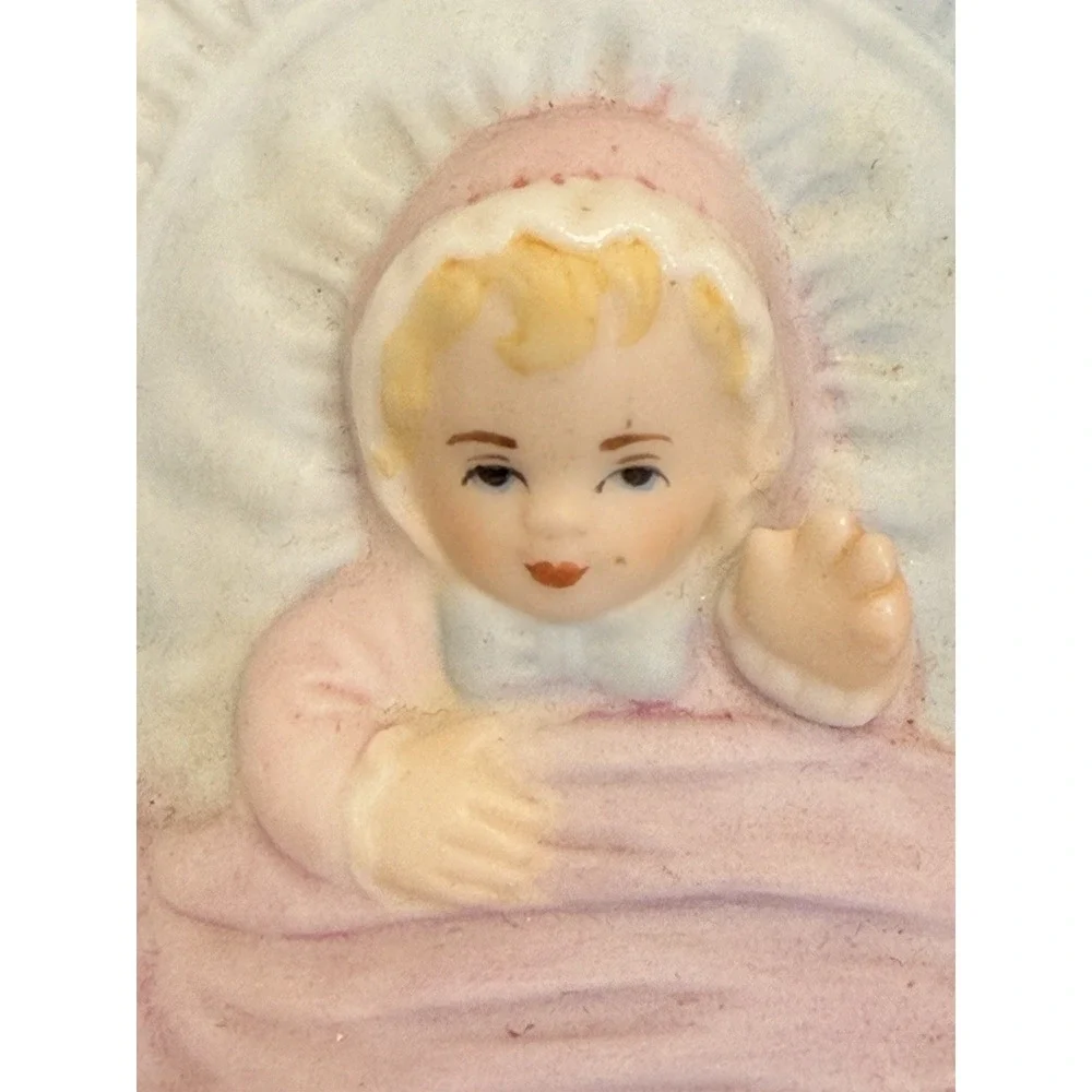 Growing Up Enesco 1983 Birthday Girls Baby Figurine Blonde Hair‎ Cake Topper EUC